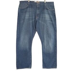 Wrangler Jeans Mens 42x30 Relaxed Fit Medium Wash Cotton Denim